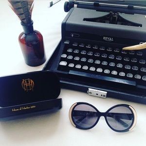 NWOT House of Harlow 1960 Nicole Sunglasses